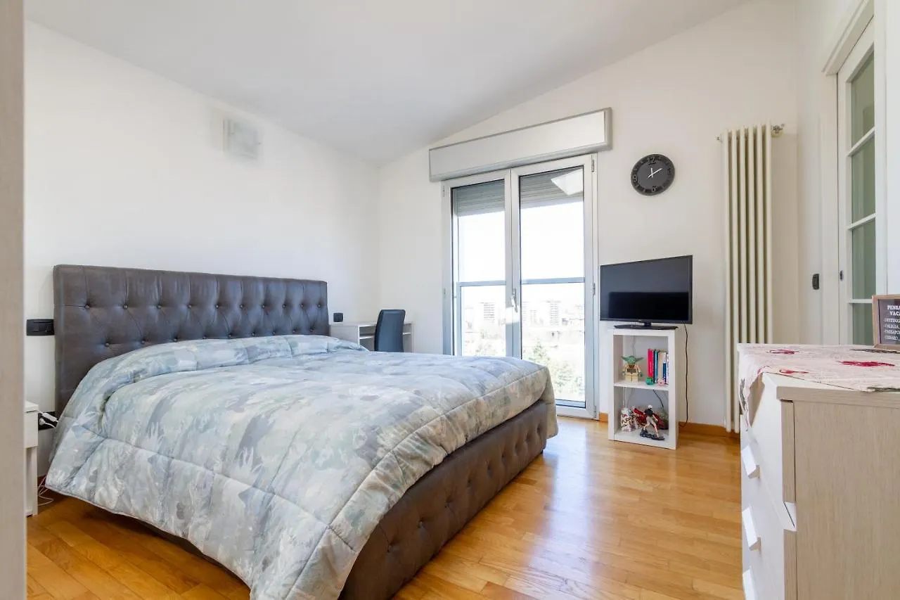Terrazza Panoramica Sleepinmilan Hotel Sesto San Giovanni Guest house